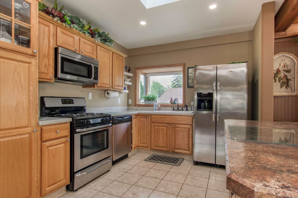 Open Floor Plan Kitchen