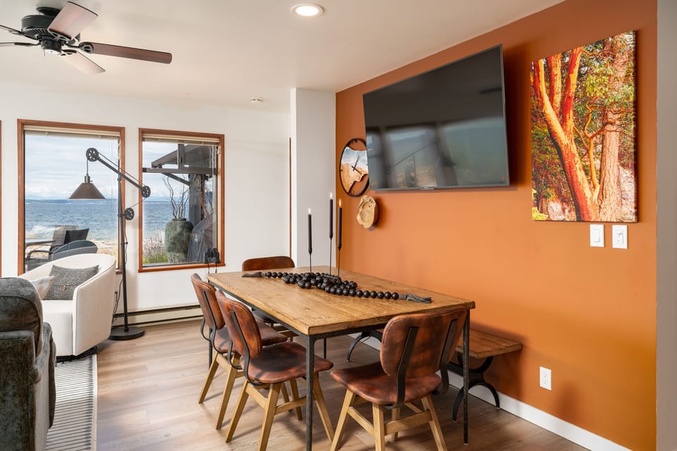 Large dining table with T.V. for those cozy nights