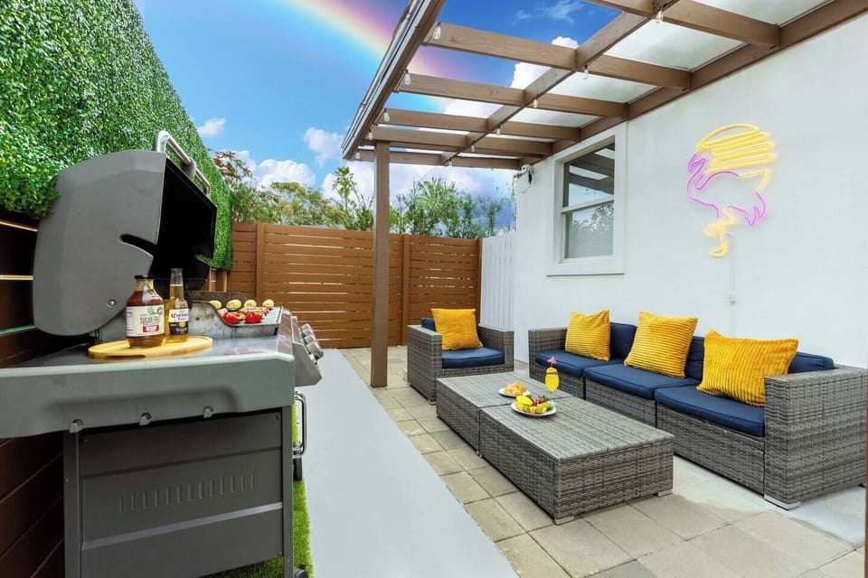 2805fa74-cbd9-4cd6-8068-6bf782971f14