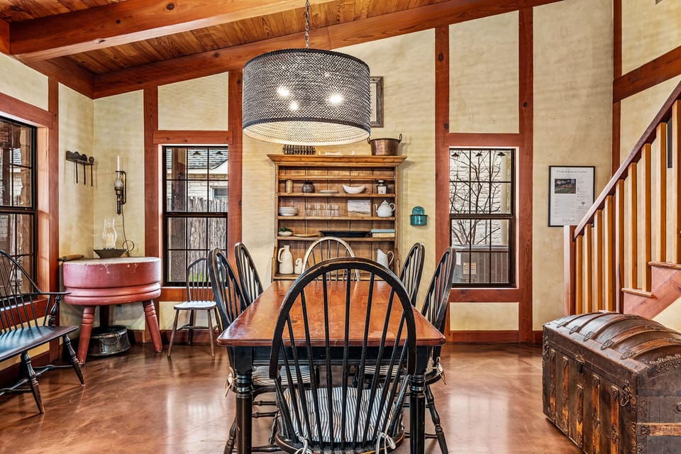 A cozy and welcoming atmosphere for shared meals and lively conversation.