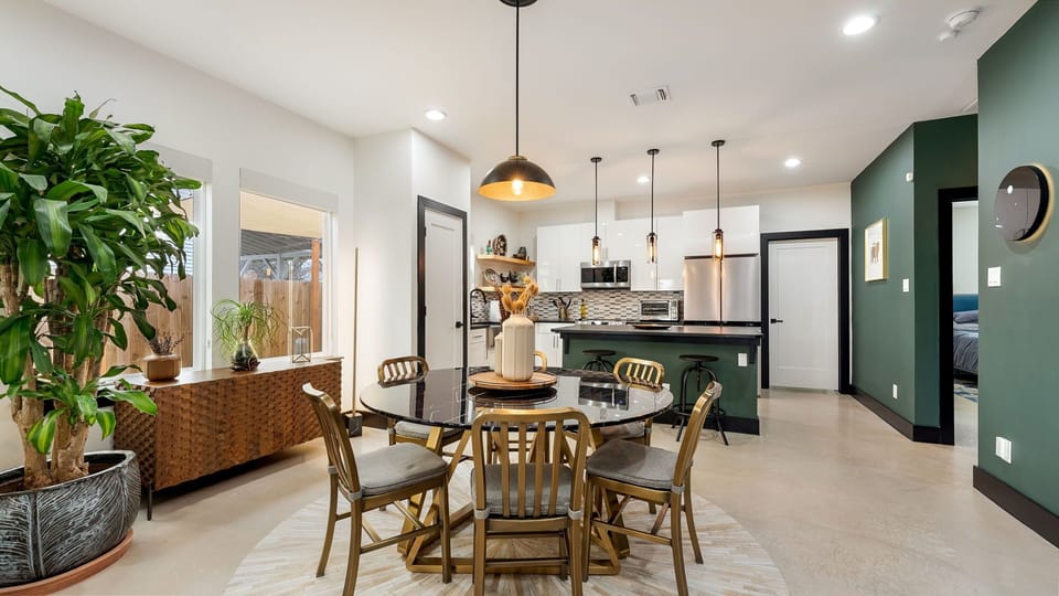 Dining Area B