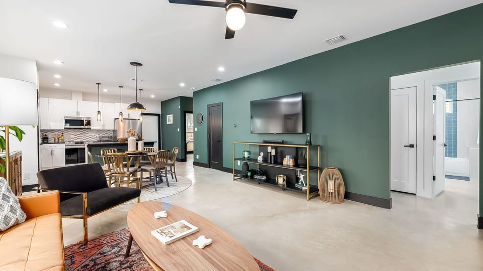 48 web or mls 113 st john st