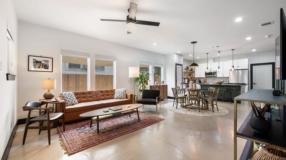 46 web or mls 113 st john st