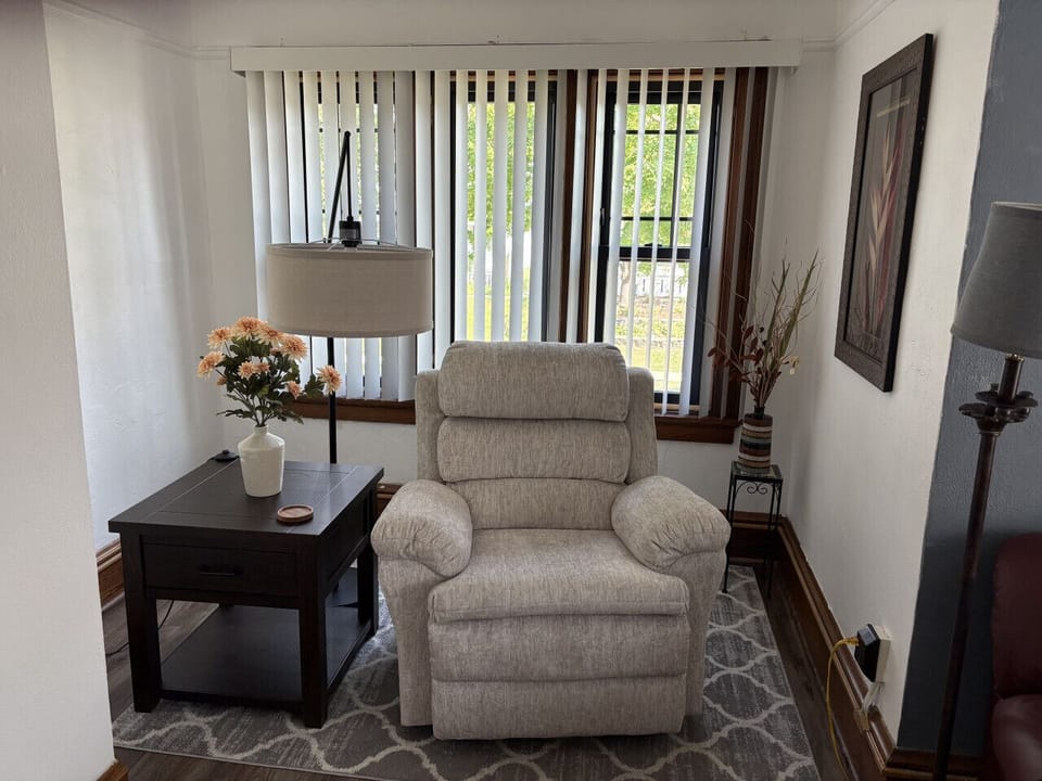 Reading area with recliner