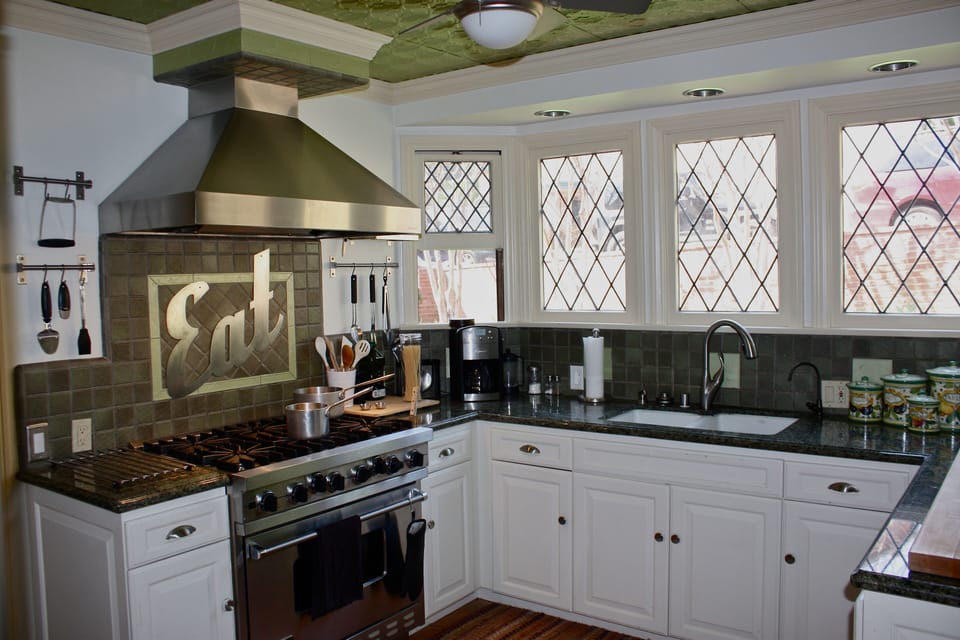Cooks Kitchen - Range & Oven
