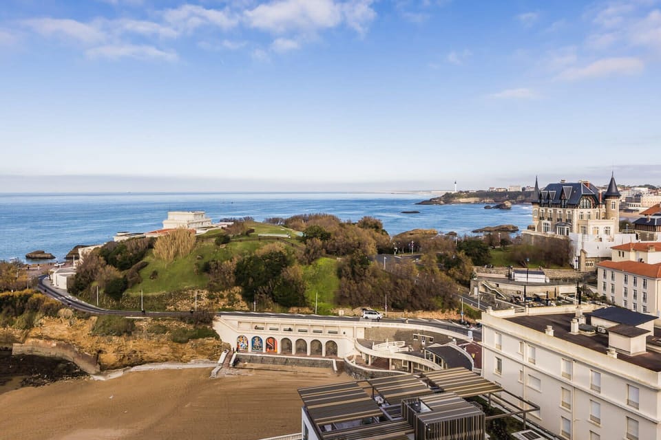 Beach/ocean view