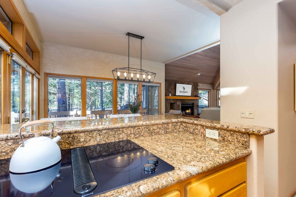 Kitchen - Main Level