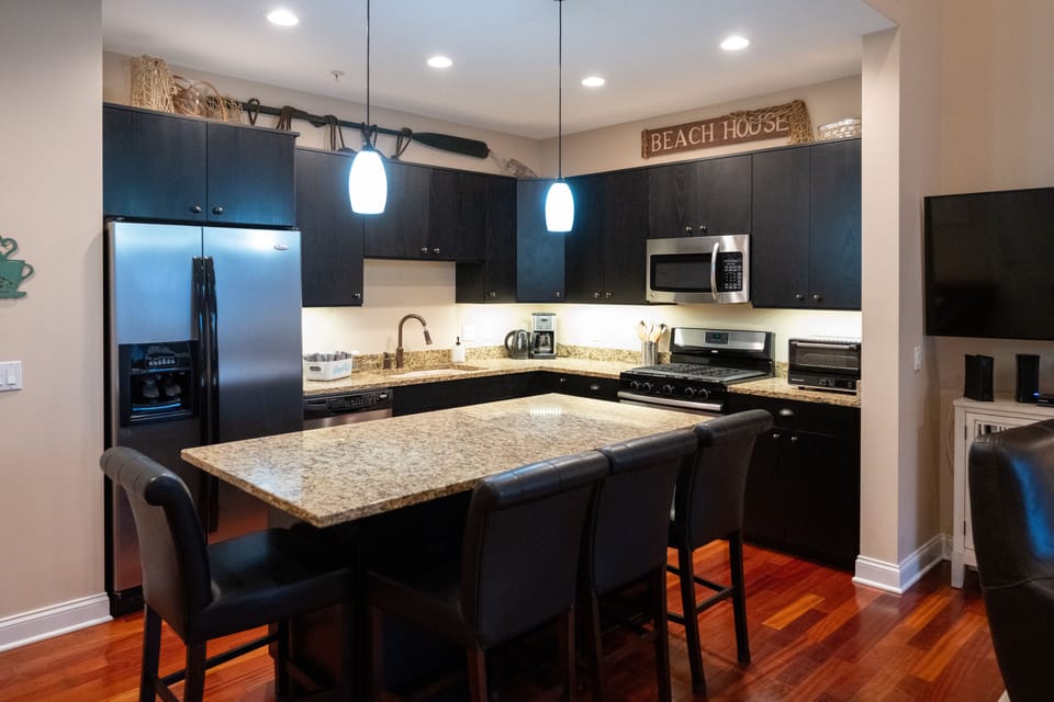Fully Stocked Kitchen