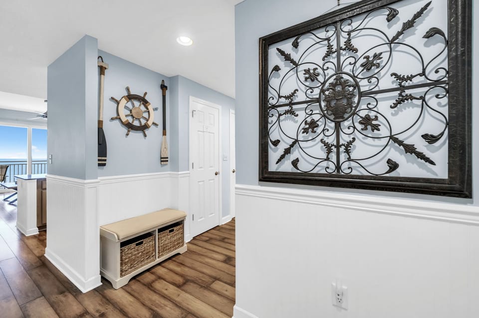 Welcome in to Sterling Reef 1904- Penthouse