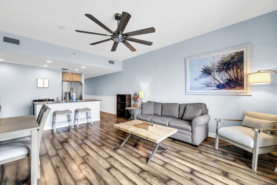 Comfortable seating with Gulf views