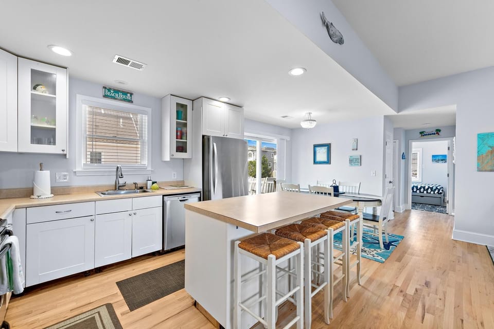 The Full Open Kitchen With Island 