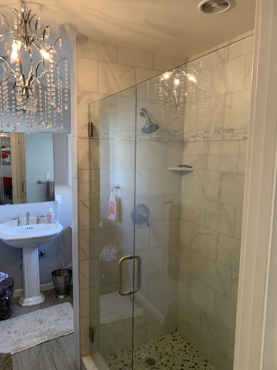 Spacious Shower in bathroom