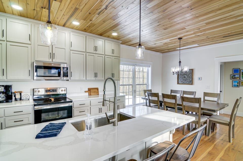 Kitchen | 1st Floor | Cooking Basics | Keurig Coffee Maker