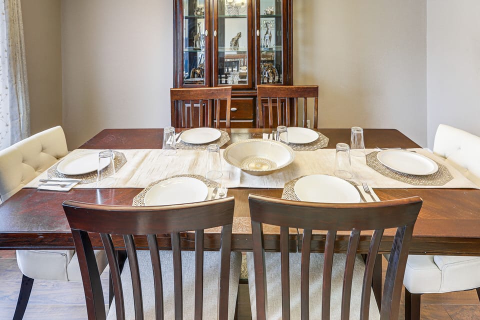 Dining Area 2