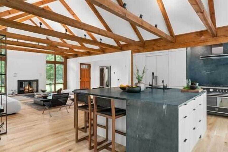 Great room (1)