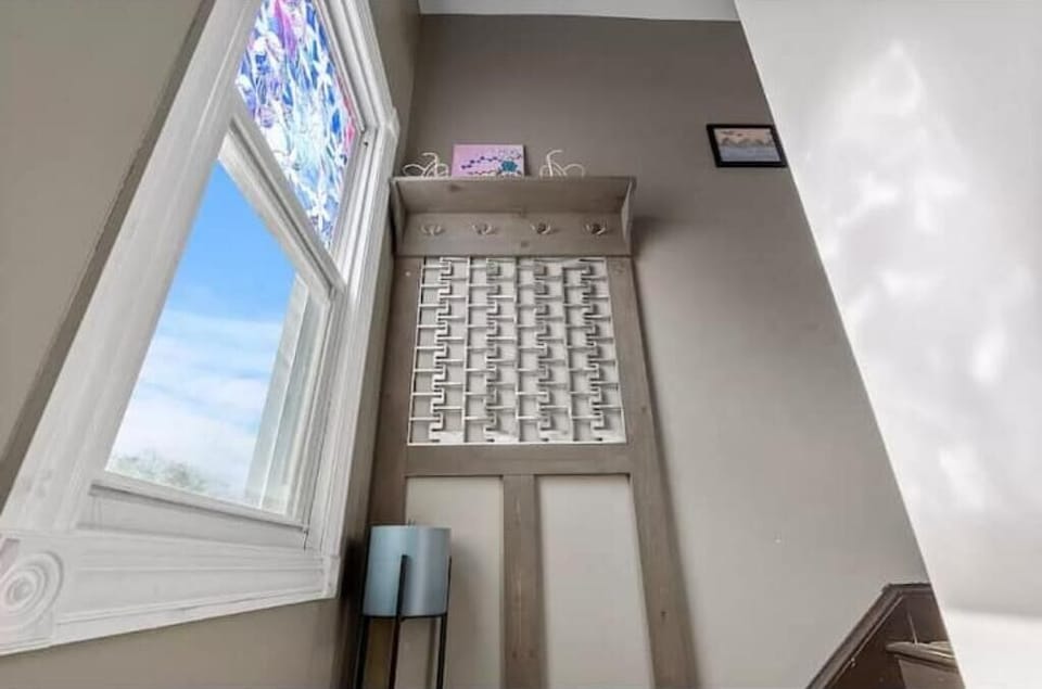 entrance to apartment