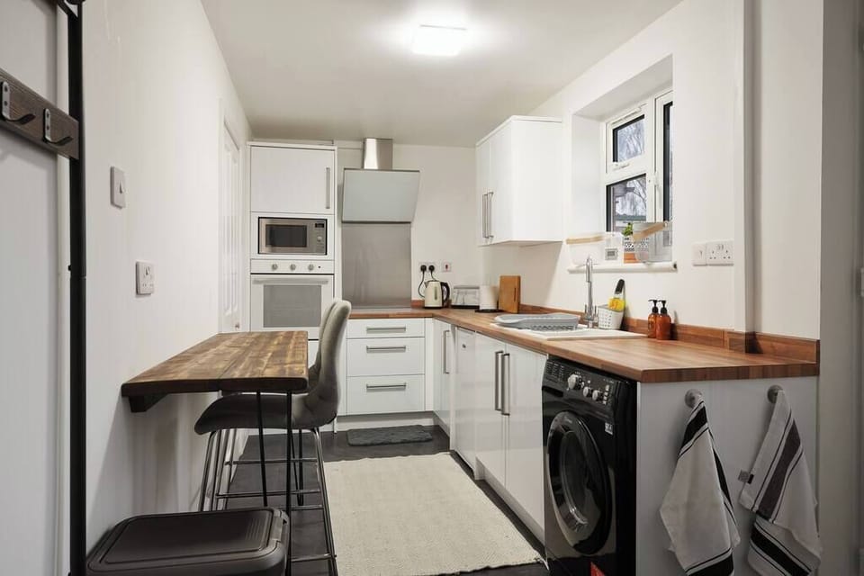 Inviting kitchen space, where culinary creativity comes to life!