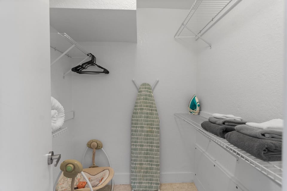 Nice big Walk in Closet! 
