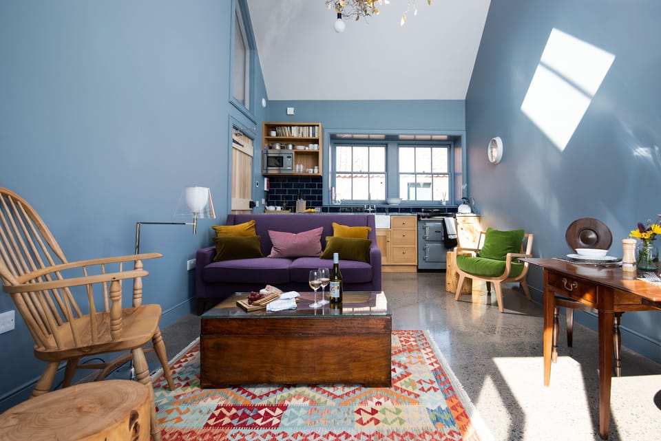 Papple Steading - Shepherd's Bothy - open-plan living space with vaulted ceilings