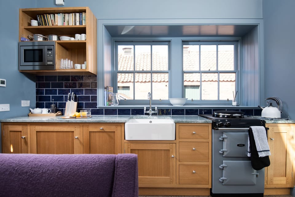 Papple Steading - Shepherd's Bothy - kitchen with Belfast sink and two-oven electric AGA