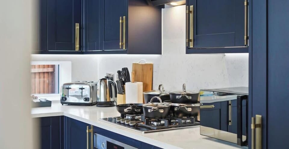 MICROWAVE, POTS AND PANS, UTENSILS, KNIVES,  KETTLE AND TOASTER