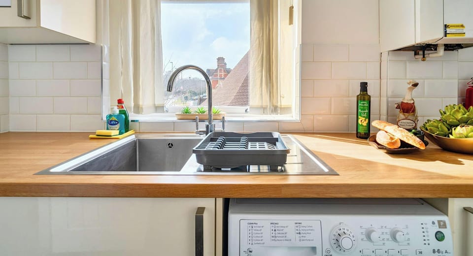Clean and Functional Sink