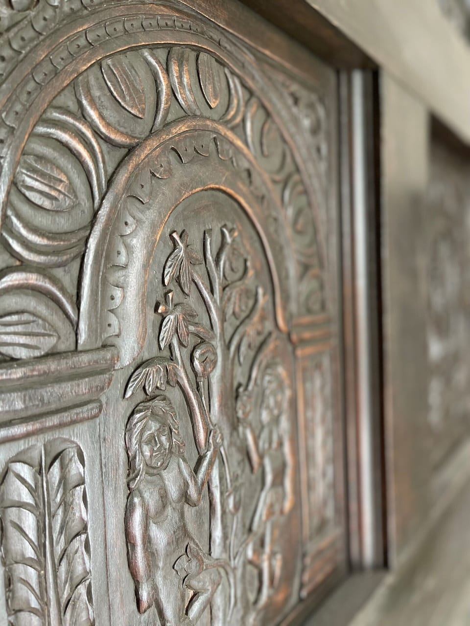 200+ year old Four Poster Bed, Headboard