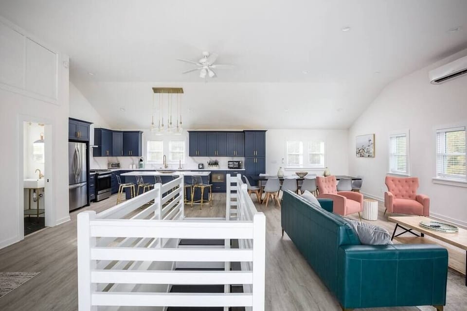 Living Area - Top Level