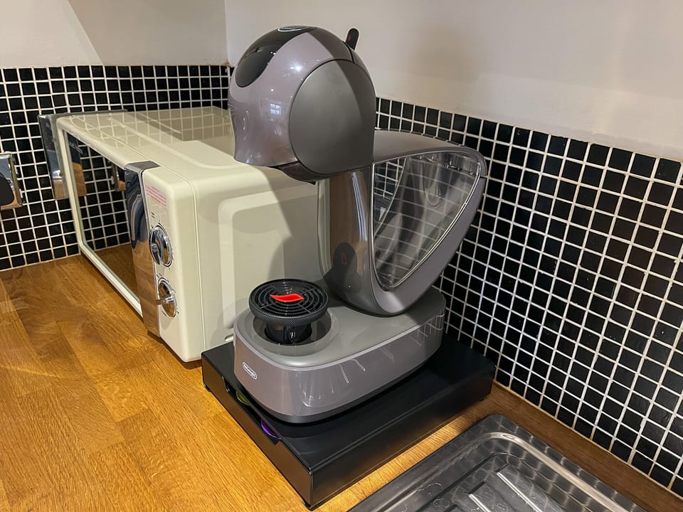 Dolce Gusto Coffee Machine & Microwave