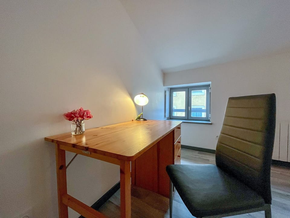 Workspace in Bedroom 1