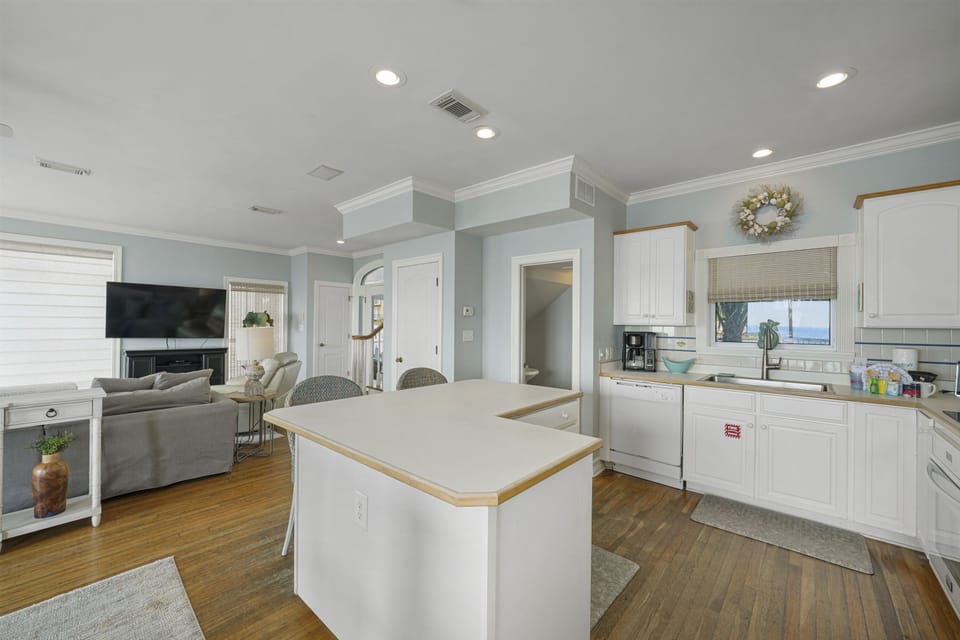 Kitchen with island seating