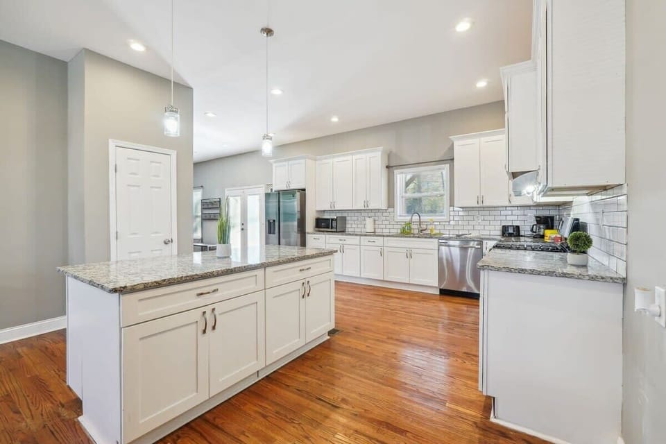 Make food fast and easy with lots of room around the kitchen area.