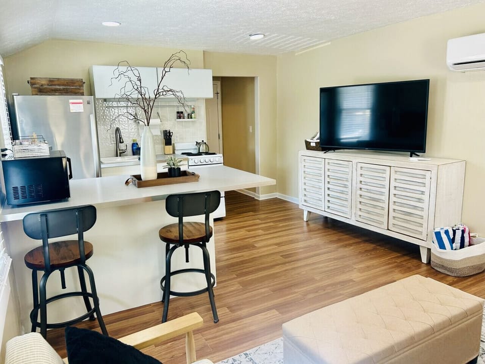 Kitchen/Living Room