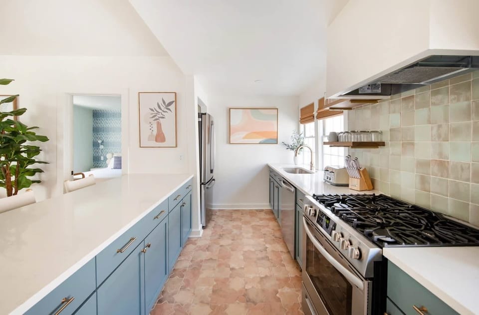 Fully equipped kitchen with everything you need to cook a meal