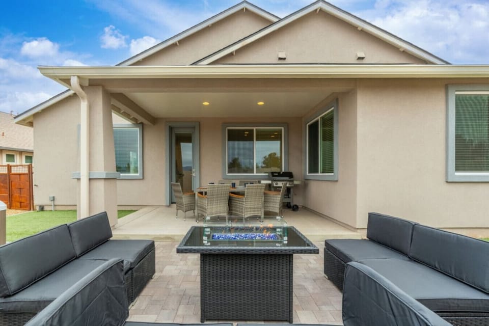 Your home away from home ~ we can`t wait to host you!