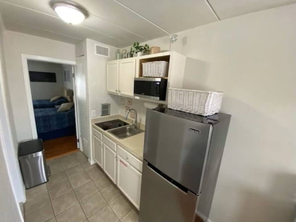 Kitchenette with Microwave, Refrigerator & 2-burner stove top