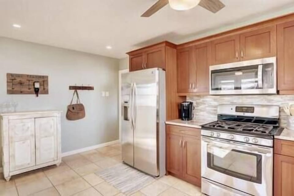 Kitchen (2)