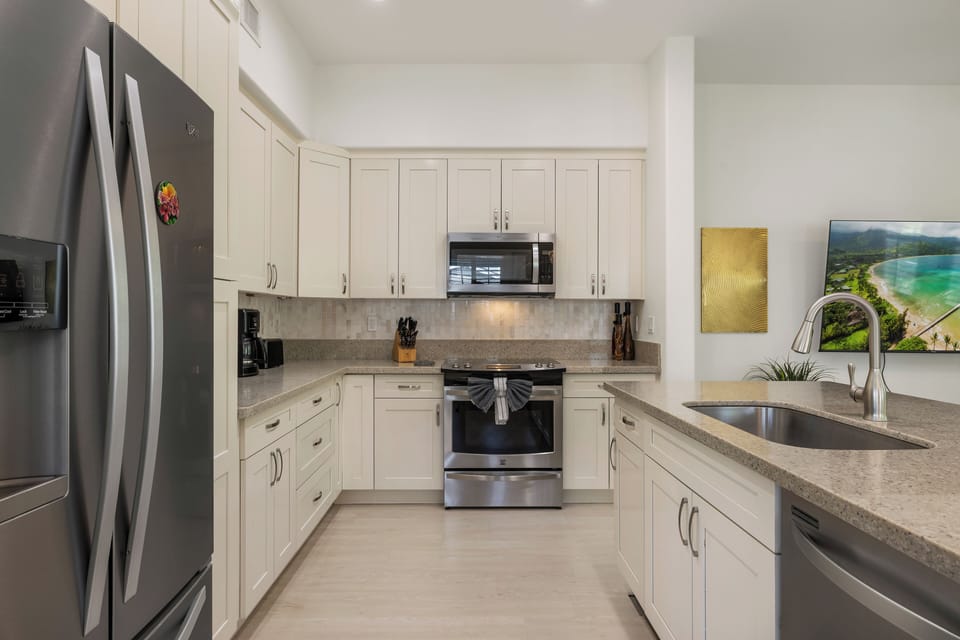 Gracious kitchen amenities support your culinary adventures—from morning smoothies to full family feasts.