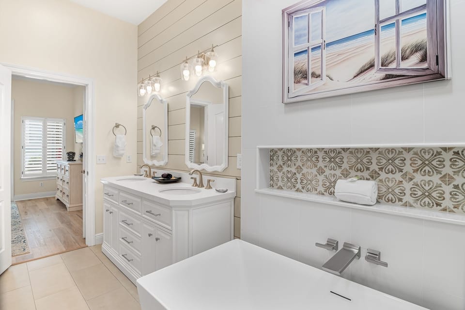 Master bath 