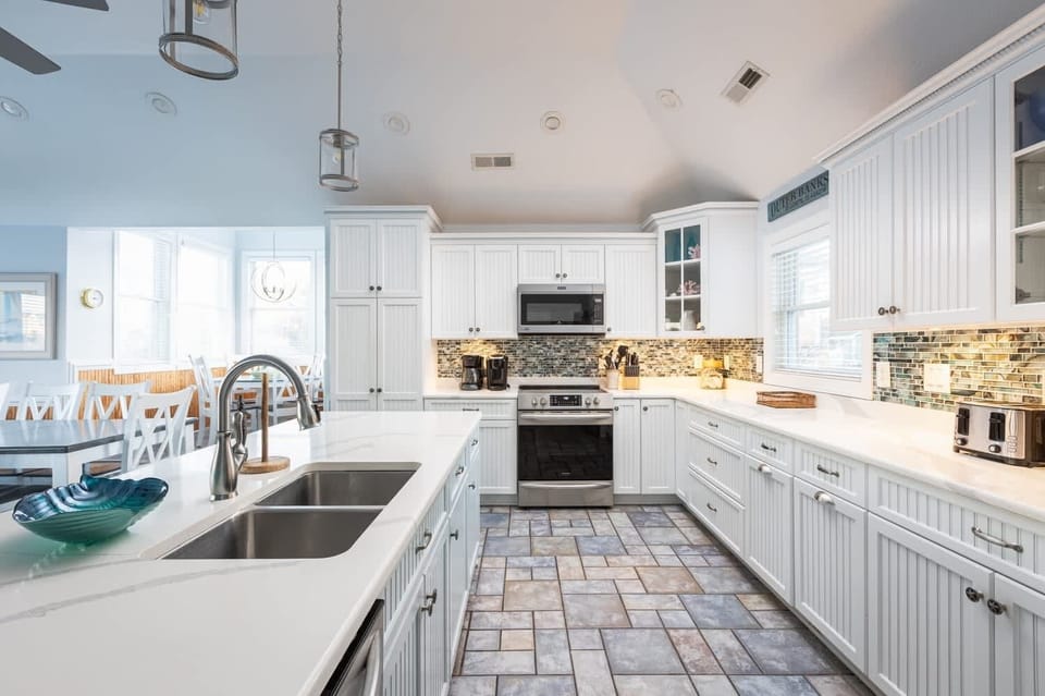 Fully Stocked Kitchens