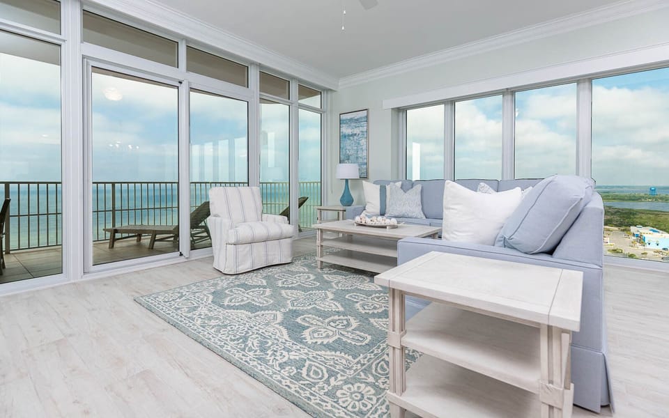 Phoenix Gulf Towers 1601, Tower One, Orange Beach, Alabama, beach front, 4 bedroom condominium on the 16th floor