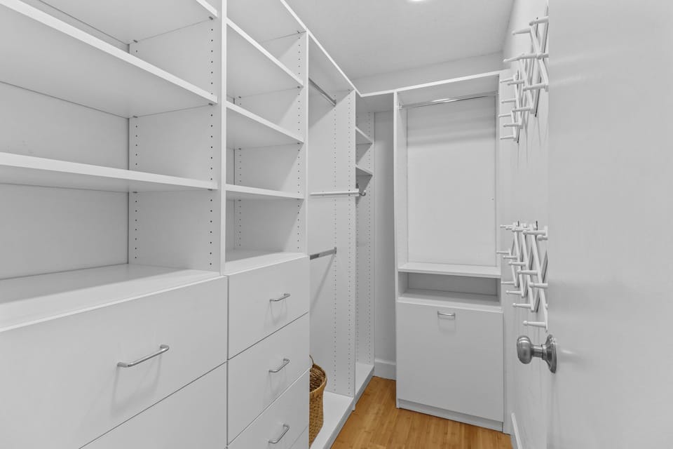 Master Bedroom Closet