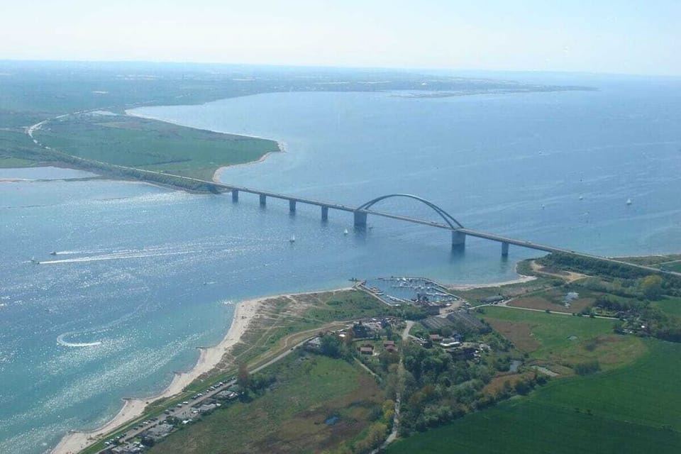 Region [summer] (>5 km)