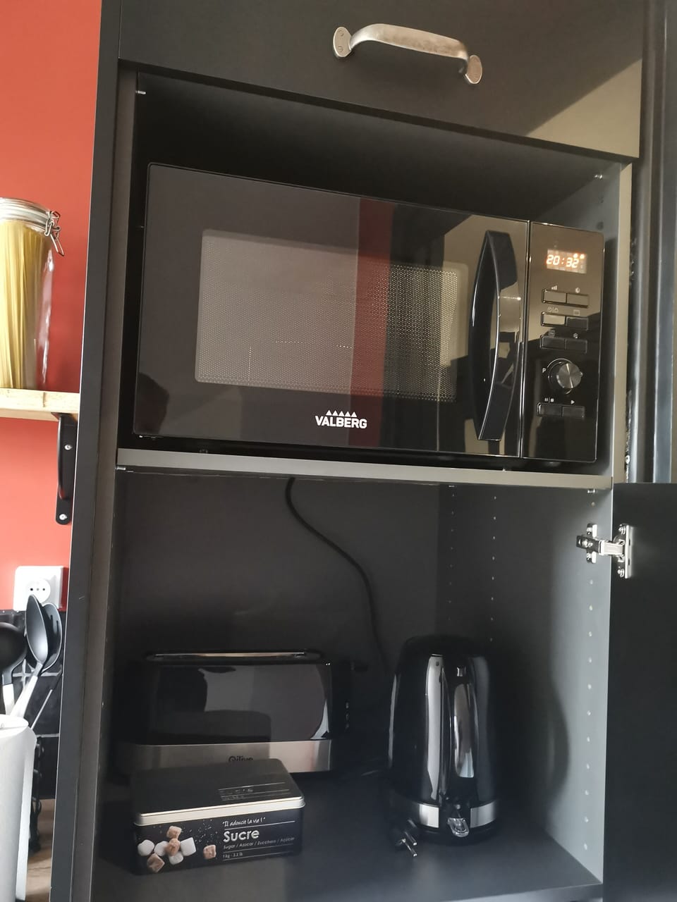 Microwave