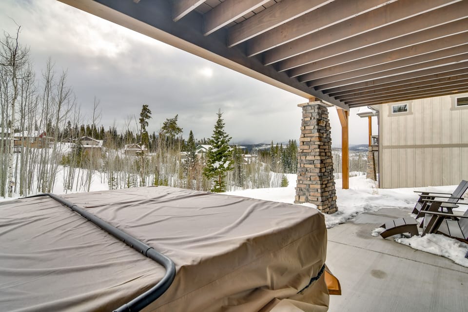 Patio | Hot Tub | Yard