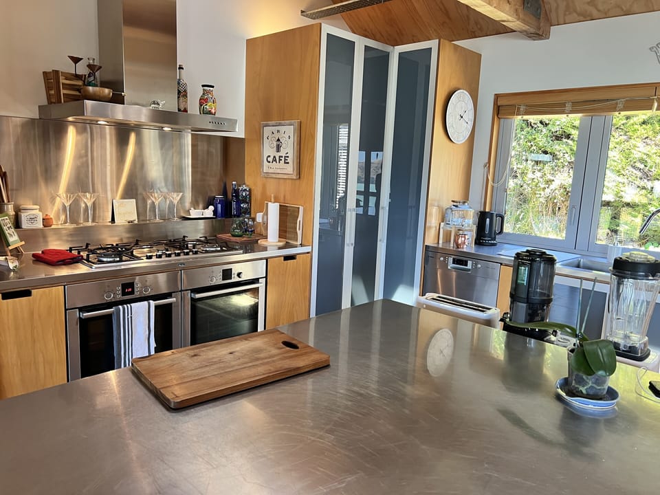 Walk In Pantry 