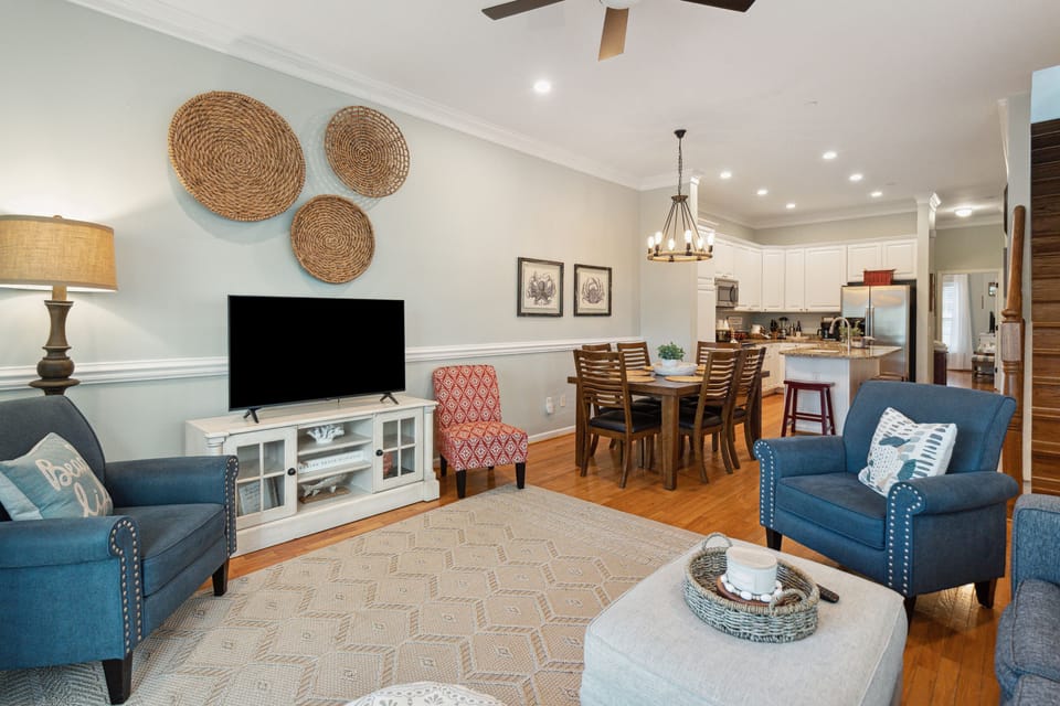 Open Floor Plan Kitchen, Dining, and Living room