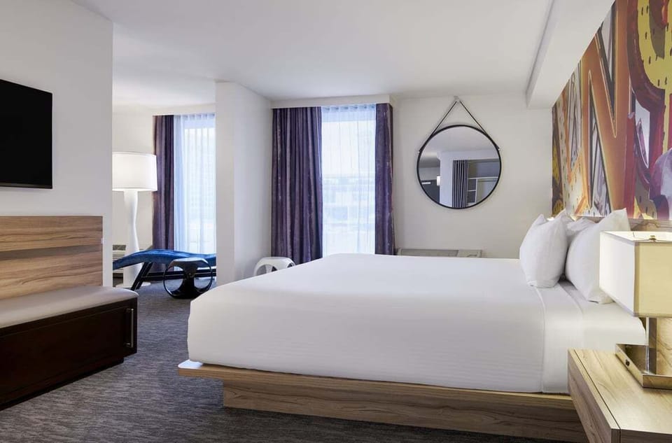 King Junior Suite