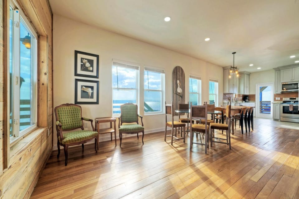 Open floor plan with plenty of natural light.