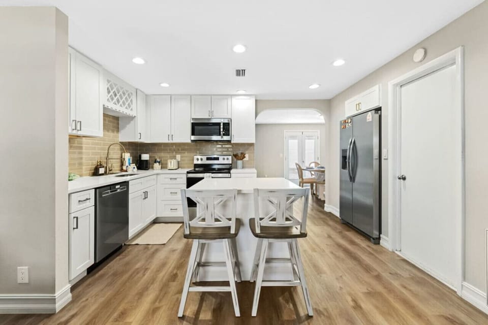 Dining Area/ Kitchen